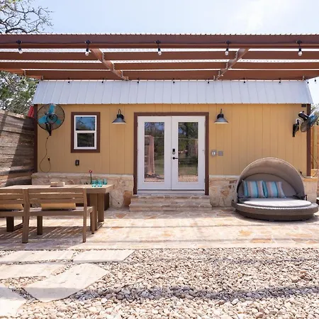 Romantic Tiny Luxury Retreat W Sauna, Heated Pool N Outdoor Shower In Wimberley 10 Acres Exterior photo