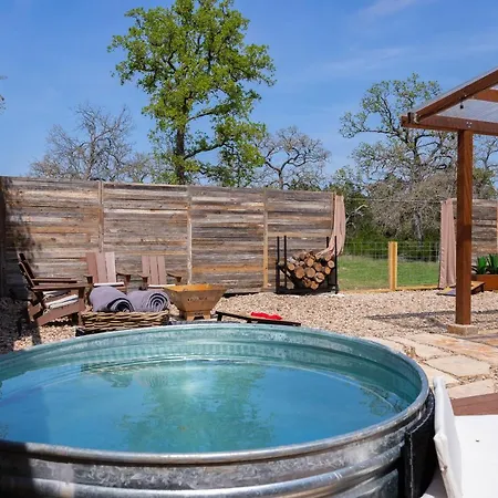 Romantic Tiny Luxury Retreat W Sauna, Heated Pool N Outdoor Shower In Wimberley 10 Acres Exterior photo