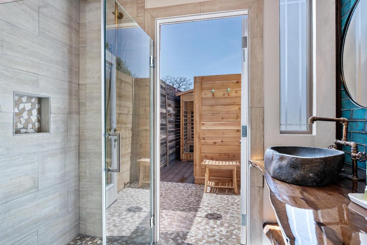 Romantic Luxury W Sauna, Pool & Amenities On 10 Acres