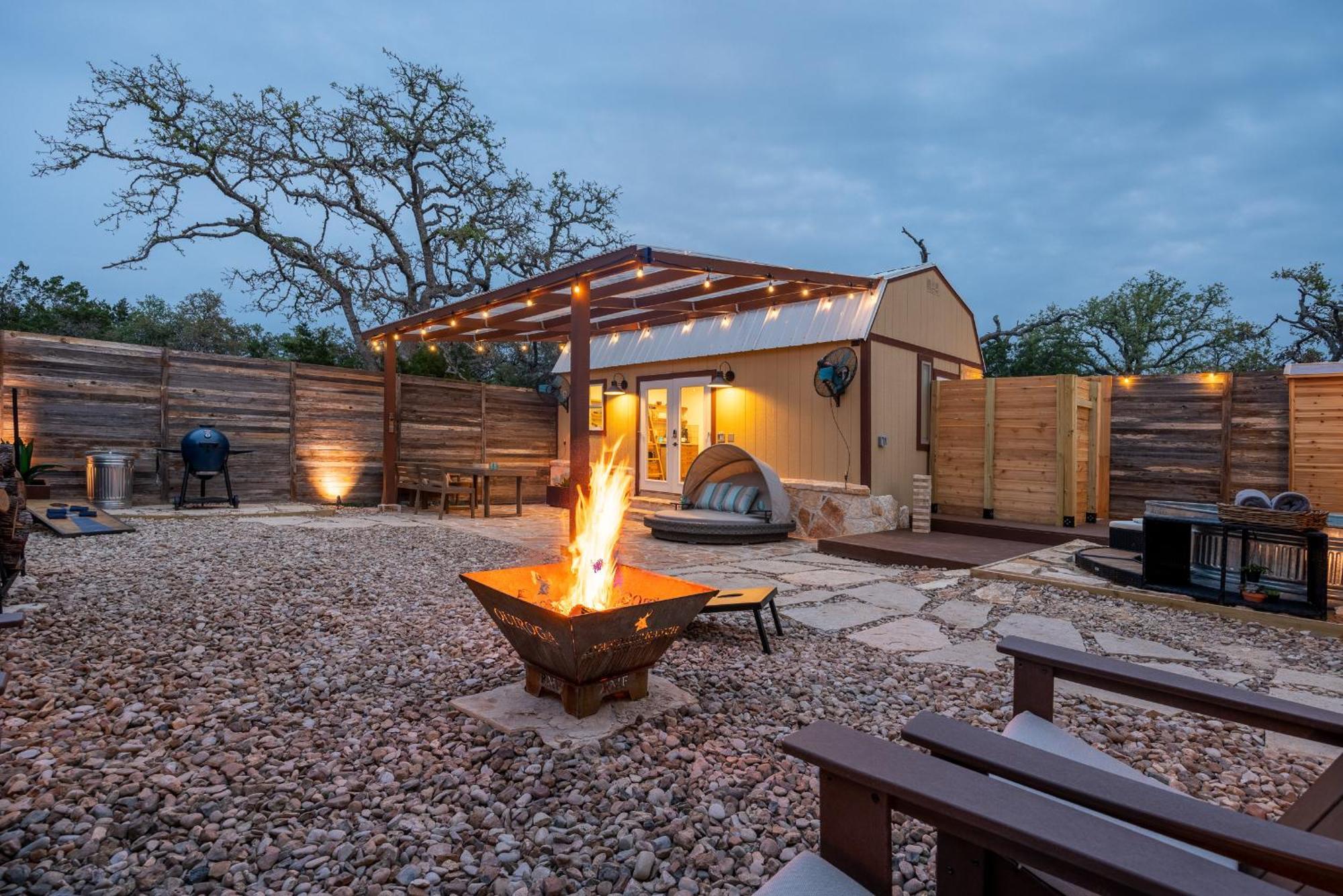 Romantic Luxury W Sauna, Pool & Amenities On 10 Acres Wimberley
